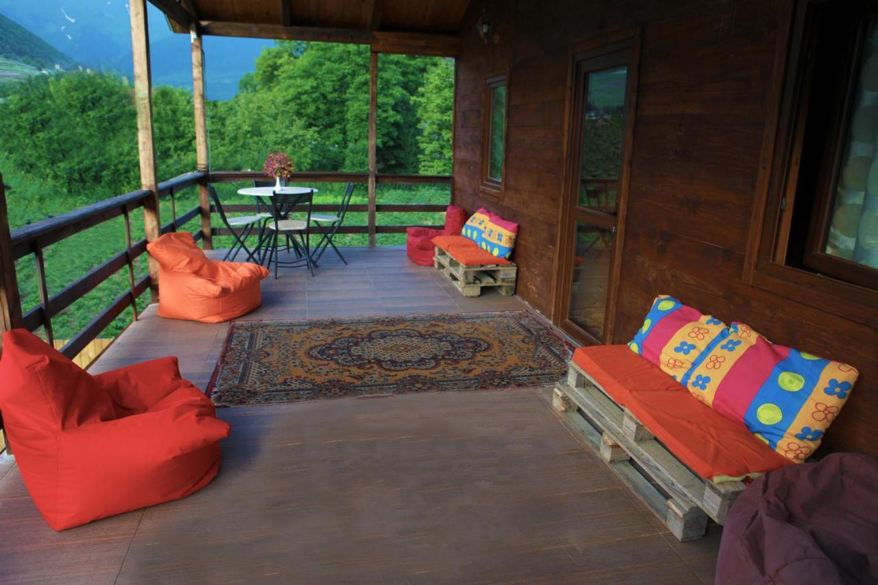 Cottage Woodside メスティア エクステリア 写真