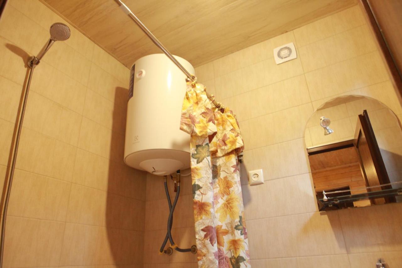 Cottage Woodside メスティア エクステリア 写真