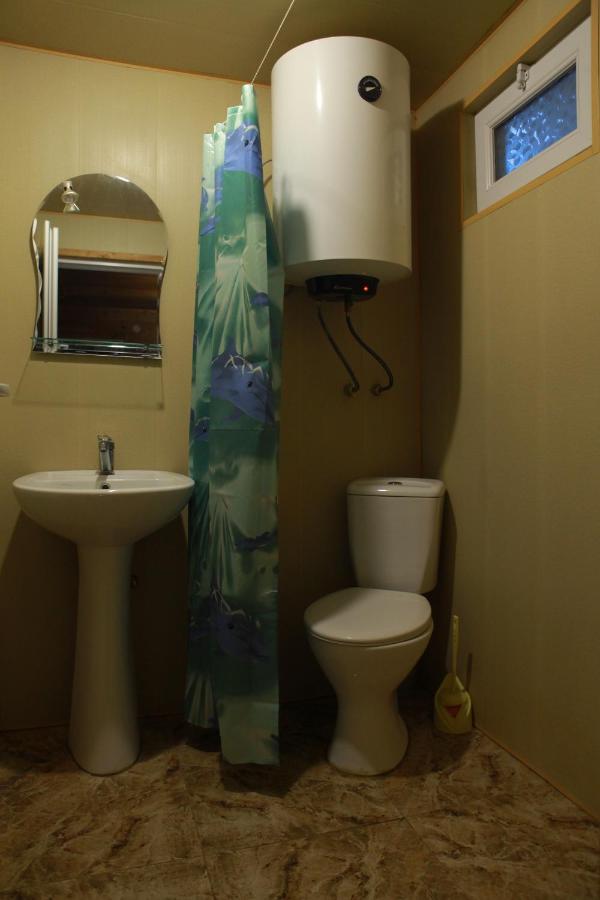 Cottage Woodside メスティア エクステリア 写真