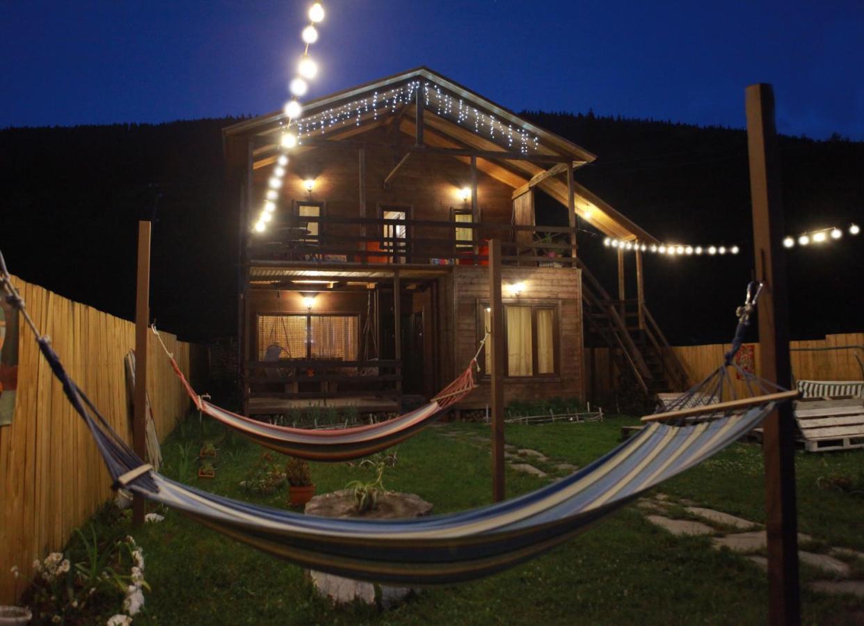 Cottage Woodside メスティア エクステリア 写真